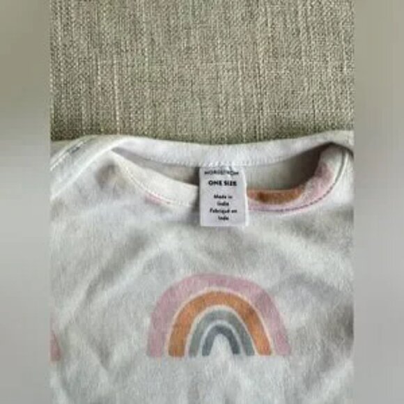 Nordstrom newborn Long Sleeve Knotted Swaddle Baby Sleep Sack with Hat - Picture 3 of 6